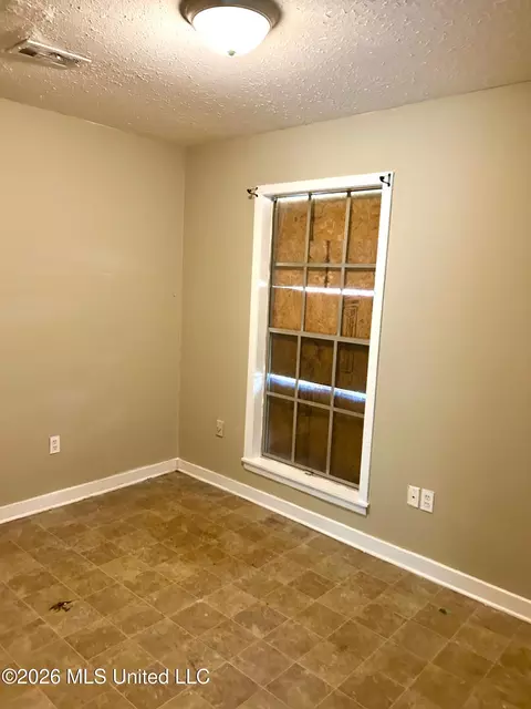 Other - 3065 Suncrest Dr, Jackson, MS 39212 photo 3 of 5