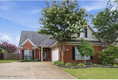 4450 Aberton Dr, Southaven, MS 38672