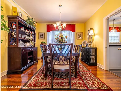 Dining - 1 Oak Ct, Natchez, MS 39120 photo 1 of 1