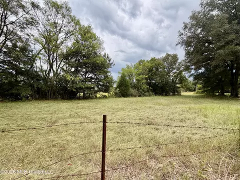 1029 N N Ratliff Rd, Jackson, MS 39202 photo 4