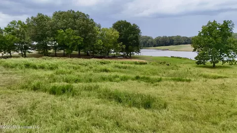 1029 N N Ratliff Rd, Jackson, MS 39202 photo 5