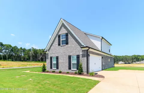 Exterior - 7554 John Elliott Ln, Hernando, MS 38632 photo 2 of 3