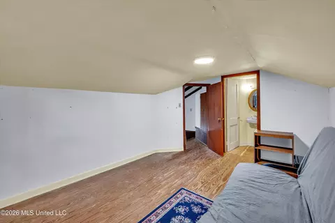 Bedroom - 314 Colonial Cir, Jackson, MS 39211 photo 1 of 5