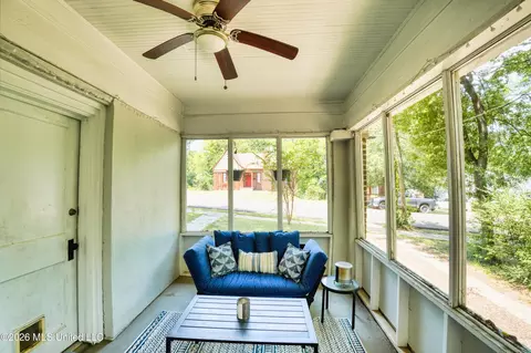 Exterior - 431 Decelle St, Jackson, MS 39216 photo 9 of 9