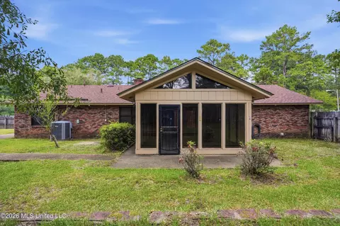 Exterior - 237 Baybury Ln, Jackson, MS 39212 photo 7 of 11