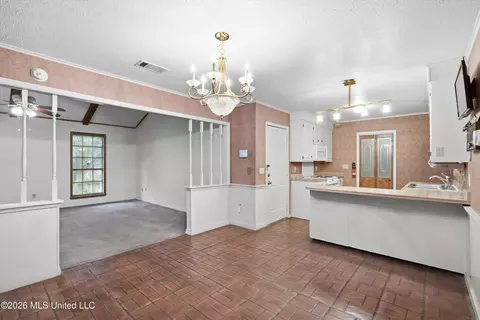 Dining - 237 Baybury Ln, Jackson, MS 39212 photo 1 of 2