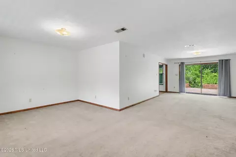Living - 1278 Mcgregor Dr, Wiggins, MS 39577 photo 1 of 3