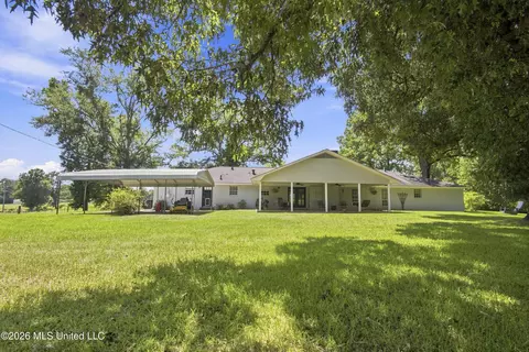 Exterior - 1022 L D White Rd, Summit, MS 39666 photo 5 of 14