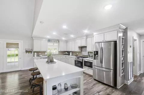 Kitchen - 1022 L D White Rd, Summit, MS 39666 photo 1 of 3