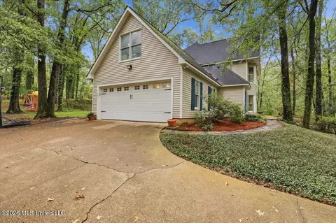 Exterior - 324 Warwick Rd, Clinton, MS 39056 photo 2 of 13
