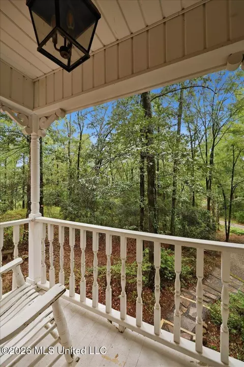 Exterior - 324 Warwick Rd, Clinton, MS 39056 photo 6 of 13