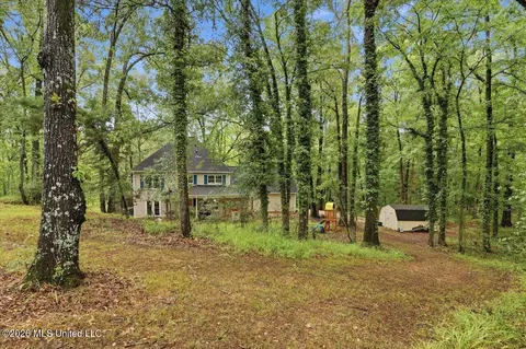 Exterior - 324 Warwick Rd, Clinton, MS 39056 photo 12 of 13