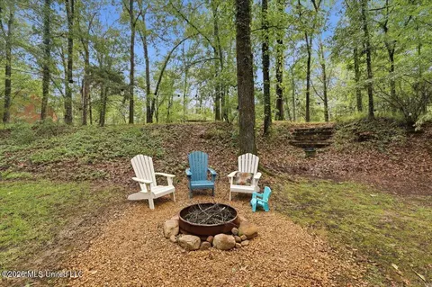 Exterior - 324 Warwick Rd, Clinton, MS 39056 photo 9 of 13