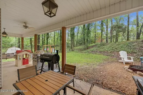Exterior - 324 Warwick Rd, Clinton, MS 39056 photo 8 of 13