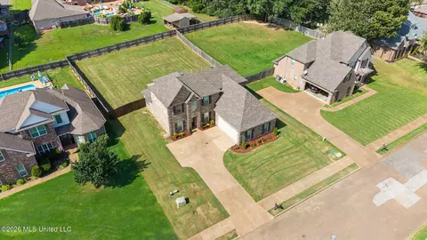 View/Area - 1316 N Heritage Cir, Hernando, MS 38632 photo 1 of 5
