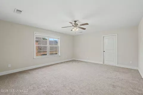 Bedroom - 1316 N Heritage Cir, Hernando, MS 38632 photo 3 of 5