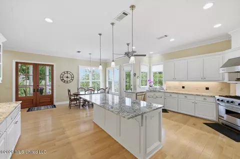 Kitchen - 297 Roses Bluff Dr, Madison, MS 39110 photo 1 of 7
