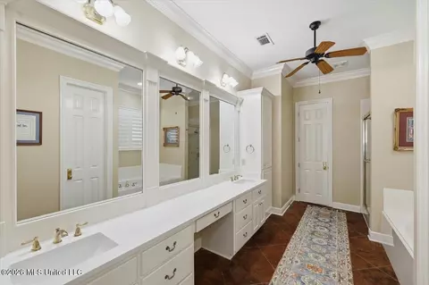 Bath - 297 Roses Bluff Dr, Madison, MS 39110 photo 2 of 6