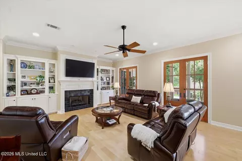 Living - 297 Roses Bluff Dr, Madison, MS 39110 photo 1 of 2