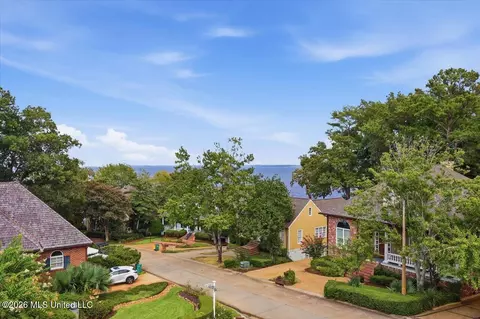 View/Area - 297 Roses Bluff Dr, Madison, MS 39110 photo 4 of 20