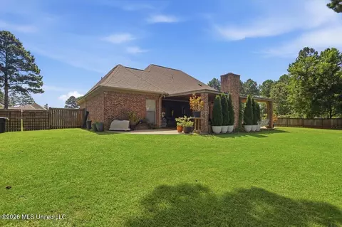 Exterior - 106 Cedar Green Cv, Canton, MS 39046 photo 4 of 5