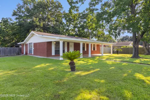 3103 Baltimore Ave, Pascagoula, MS 39581