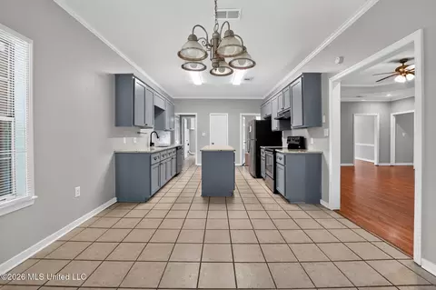 Other - 320 Hanley Cir, Brandon, MS 39047 photo 3 of 8