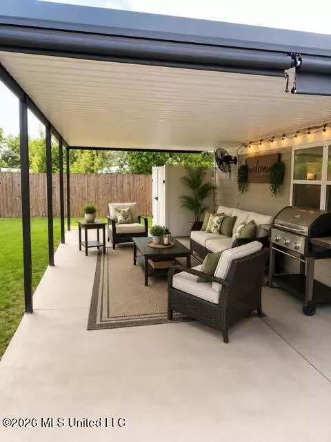 Exterior - 202 Sedgewick St, Long Beach, MS 39560 photo 3 of 5