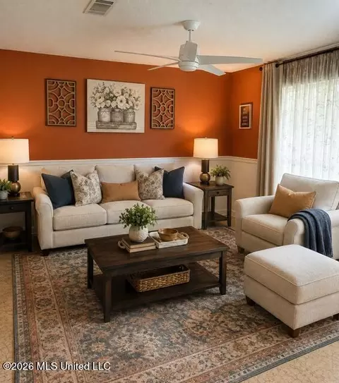 Living - 202 Sedgewick St, Long Beach, MS 39560 photo 1 of 1