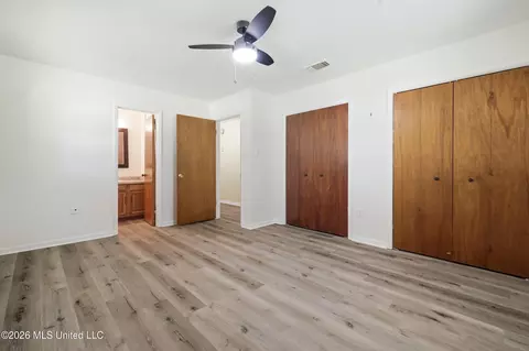 Bedroom - 9260 Pinecrest Dr, Biloxi, MS 39532 photo 1 of 6