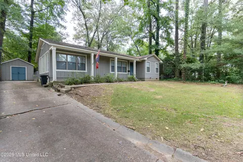 Exterior - 4516 Meadowridge Dr, Jackson, MS 39206 photo 2 of 6