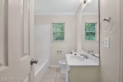 Bath - 1601 Maria Dr, Jackson, MS 39204 photo 2 of 2