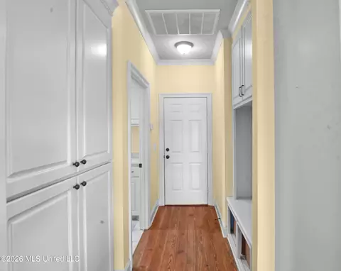 Entry Way - 144 Amethyst Dr, Brandon, MS 39047 photo 3 of 3