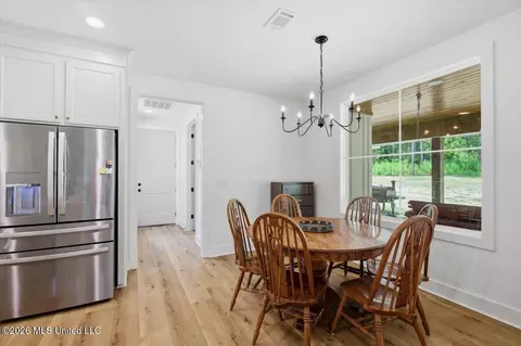 Dining - 169 Henry Sample Rd, Lena, MS 39094 photo 2 of 2