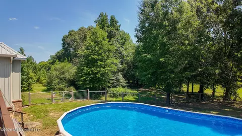 Exterior - 4860 Gitter Rd, Hernando, MS 38632 photo 14 of 17