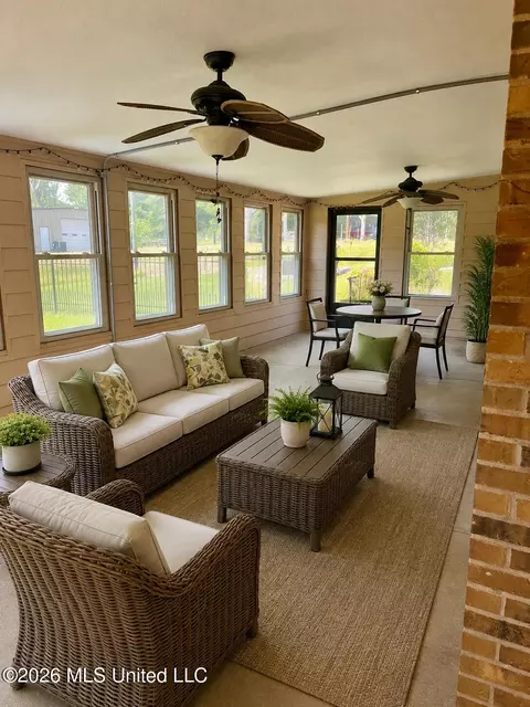 Exterior - 321 Odom Rd, Hernando, MS 38632 photo 5 of 7