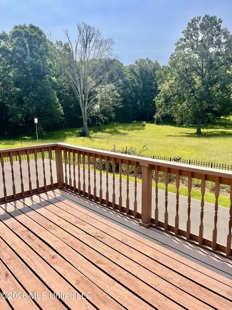 Exterior - 321 Odom Rd, Hernando, MS 38632 photo 4 of 7
