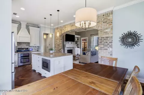 Other - 218 Emerald Cir, Brandon, MS 39047 photo 4 of 11