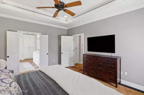Bedroom - 218 Emerald Cir, Brandon, MS 39047 photo 2 of 4