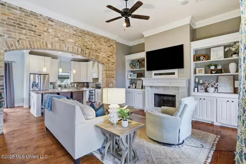 Other - 218 Emerald Cir, Brandon, MS 39047 photo 2 of 11