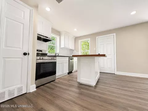 Kitchen - 520 1st St, Magee, MS 39111 photo 2 of 3