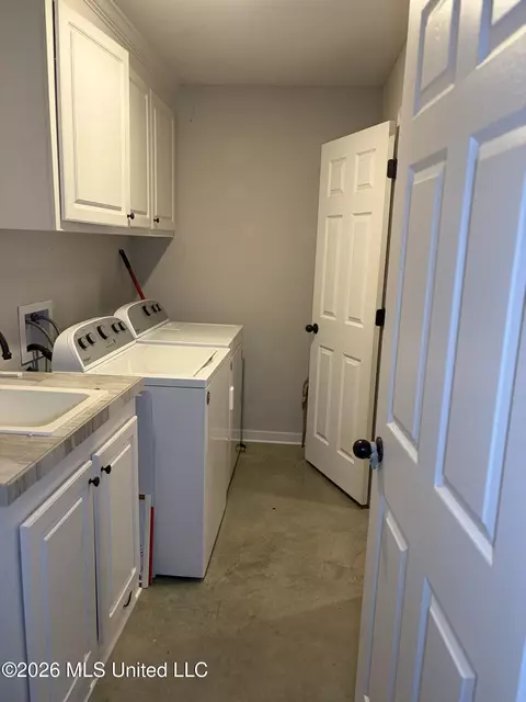 Other - 995 Filmore Dr, Brandon, MS 39042 photo 3 of 8