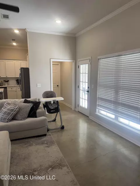 Entry Way - 995 Filmore Dr, Brandon, MS 39042 photo 2 of 3