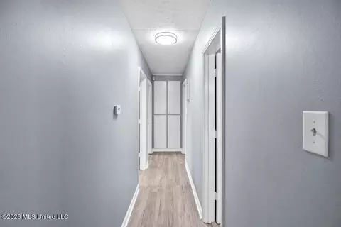 Entry Way - 2853 Pine Circle Dr, Pearl, MS 39208 photo 1 of 1