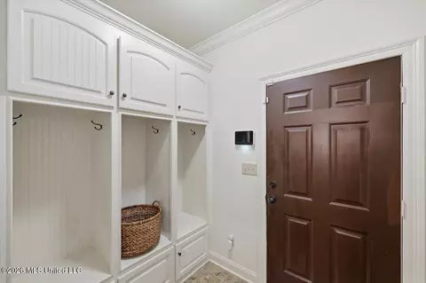 Entry Way - 173 Memory Ln, Madison, MS 39110 photo 4 of 4