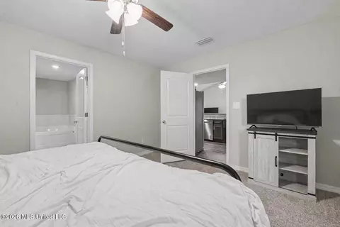 Bedroom - 8137 Ms-613, Lucedale, MS 39452 photo 2 of 4