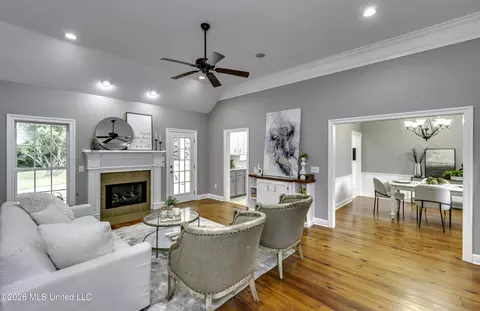 Other - 220 Tudor Cir, Brandon, MS 39042 photo 7 of 13