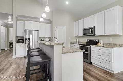 Kitchen - 746 Waters View Dr, Biloxi, MS 39532 photo 1 of 2
