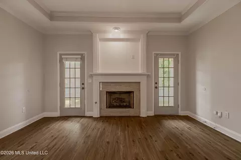 Living - 148 Devlin Springs Dr, Madison, MS 39110 photo 4 of 4