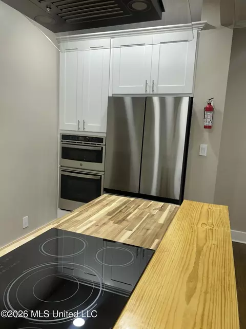 Kitchen - 1746 Myrtle St, Jackson, MS 39202 photo 3 of 6